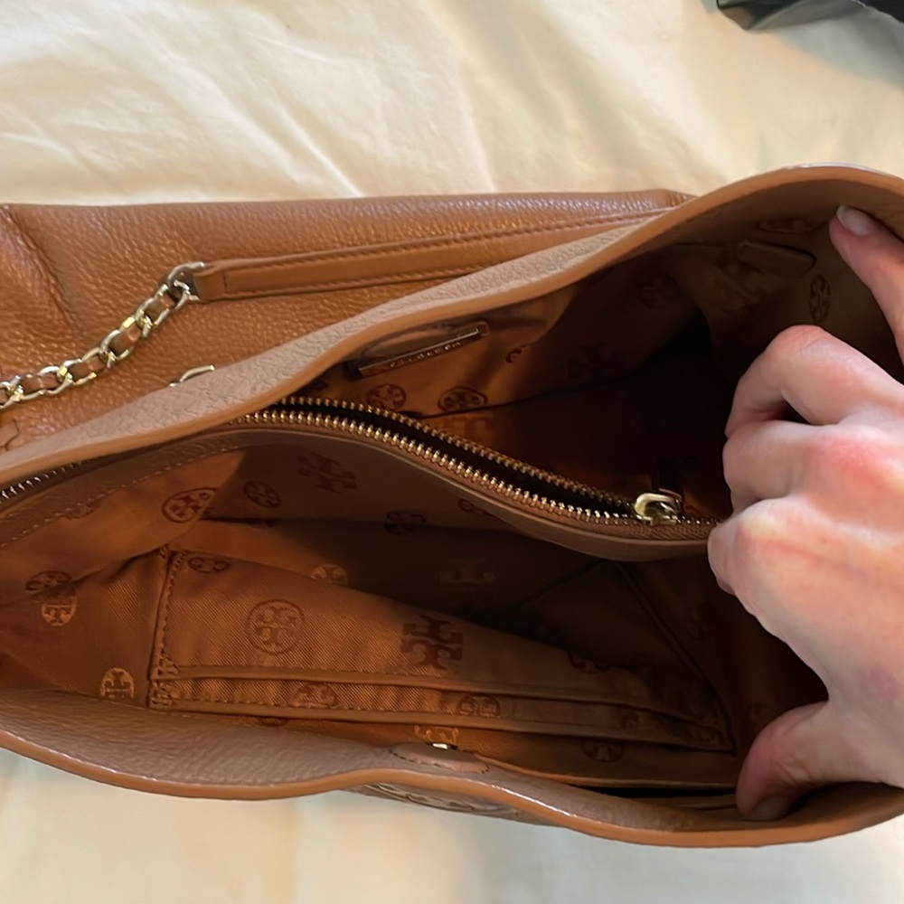 Tory Burch Brown Hobo Shoulder Bag With Chain Straps - Picture 13 of 17